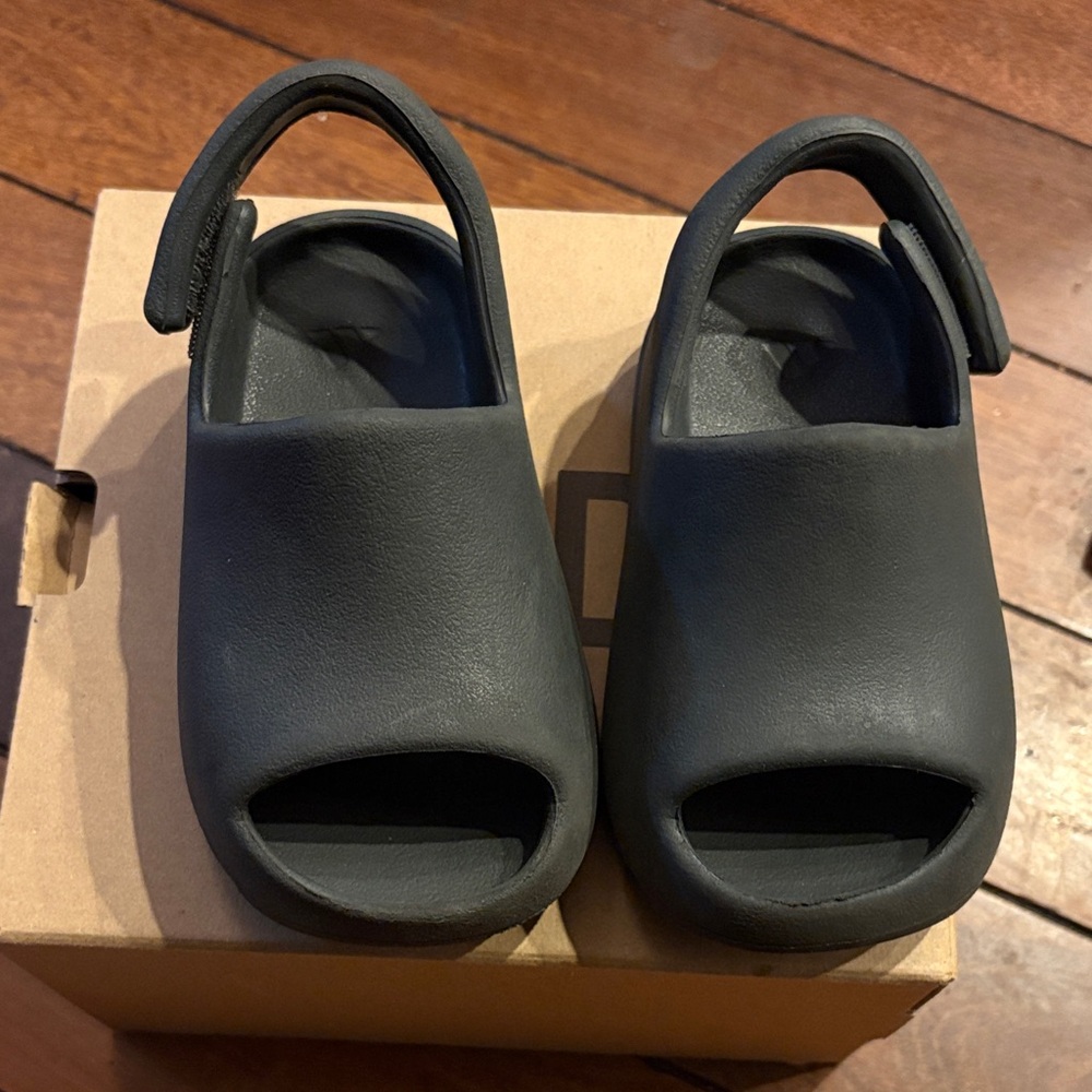Black Open-Toe Sandals